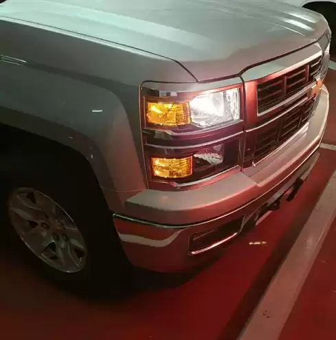مستعملة Chevrolet Silverado للبيع في الدوحة #5794 - 1  صورة 